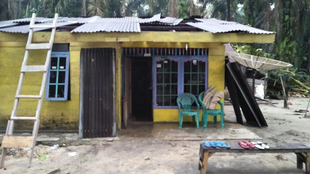 10 Rumah di Desa Air Mas Singingi Porak Poranda Dihantam Puting Beliung